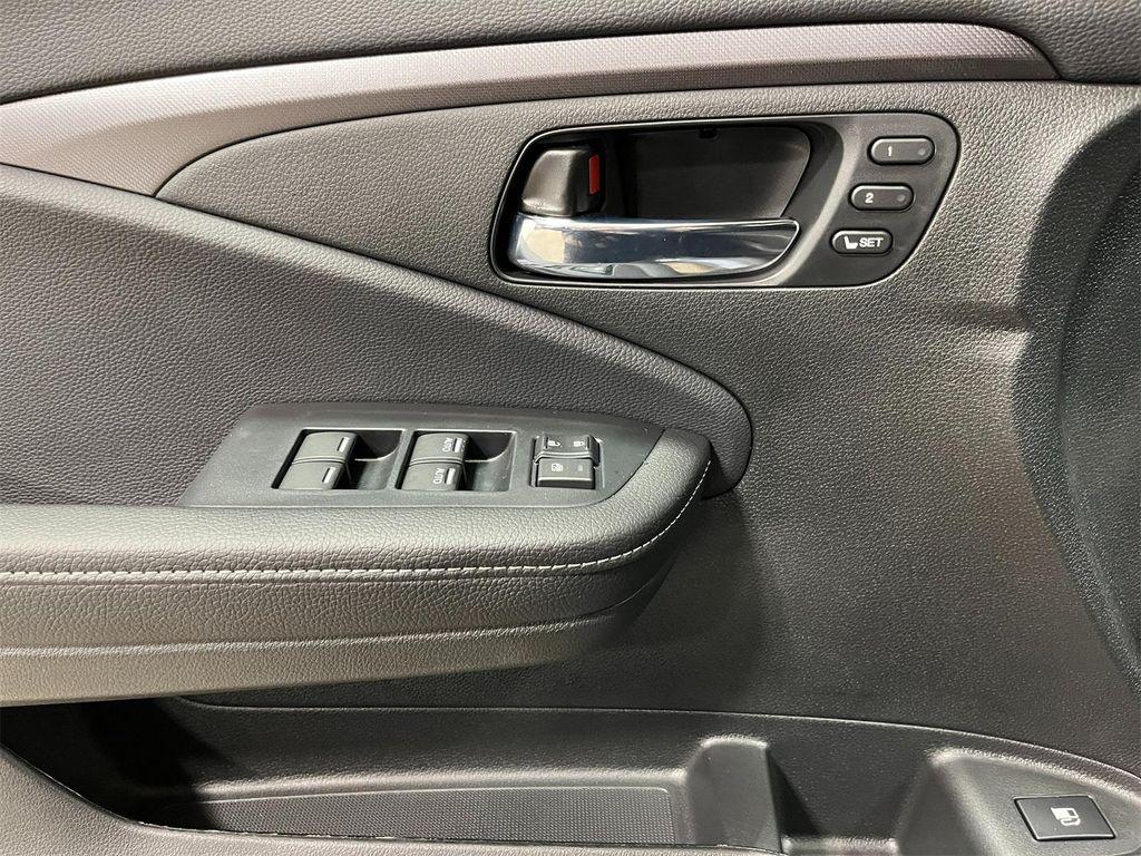 new 2025 Honda Ridgeline car, priced at $41,765