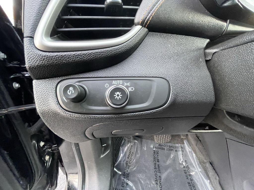 used 2020 Chevrolet Trax car, priced at $12,425