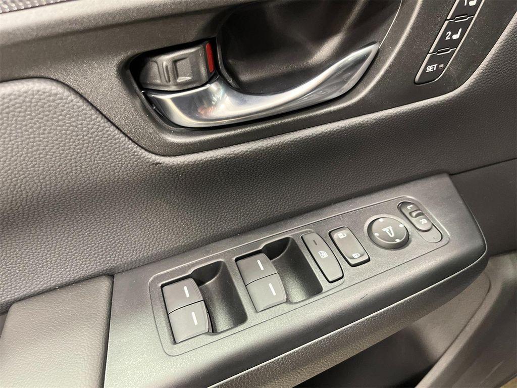 new 2026 Honda CR-V Hybrid car, priced at $39,583