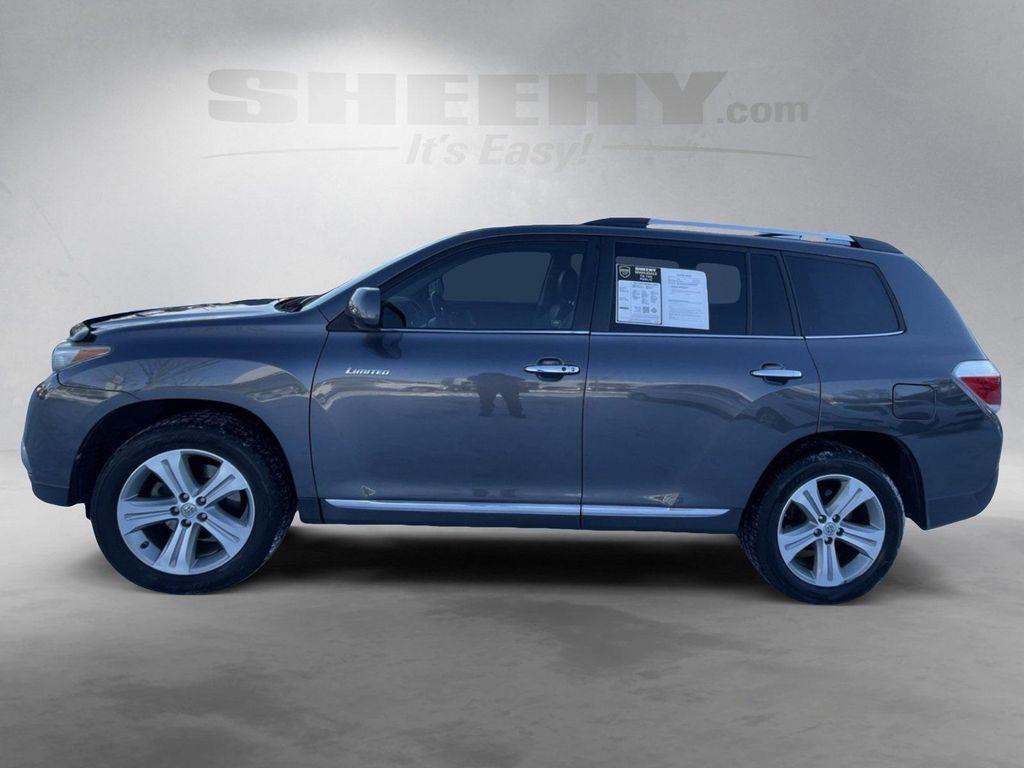 used 2013 Toyota Highlander car, priced at $8,557