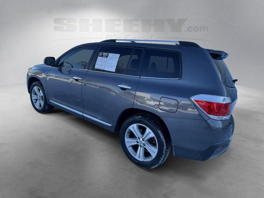 used 2013 Toyota Highlander car, priced at $8,557