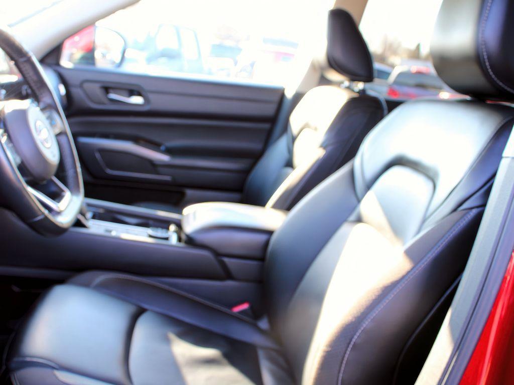 used 2024 Nissan Pathfinder car, priced at $31,499