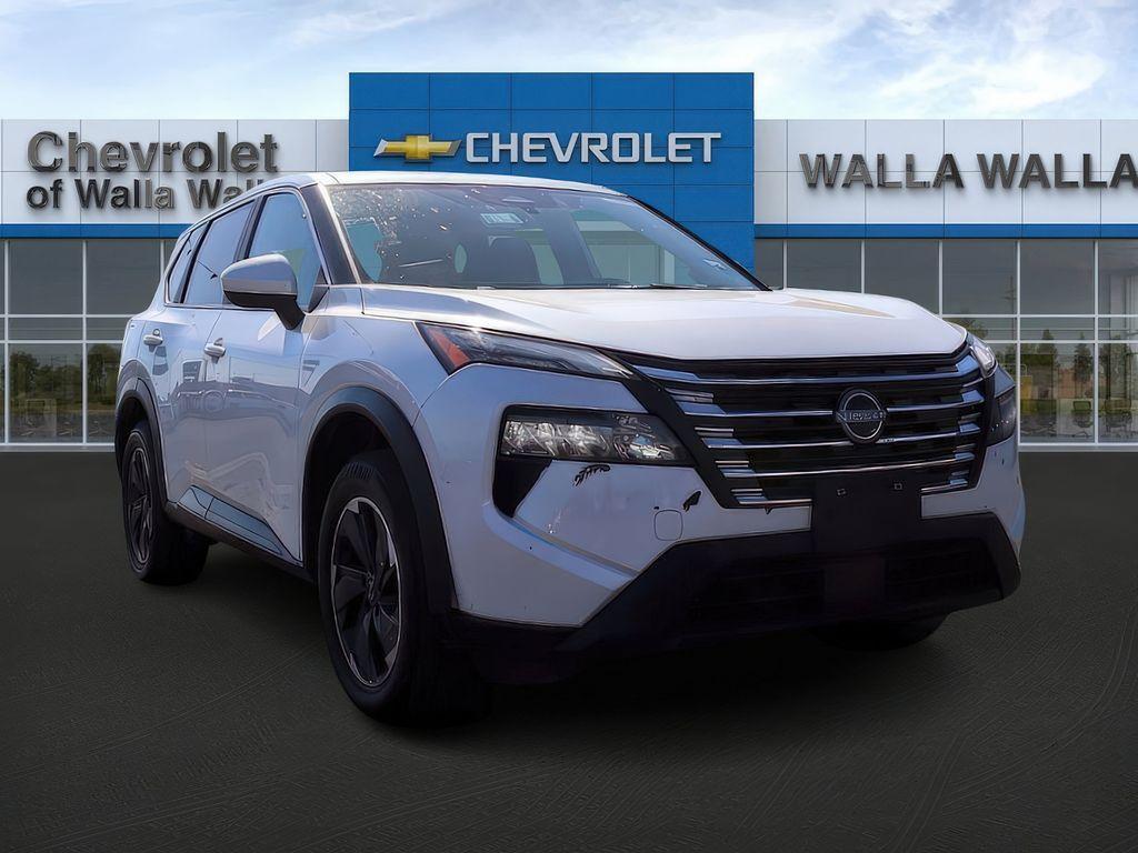 used 2024 Nissan Rogue car, priced at $22,999