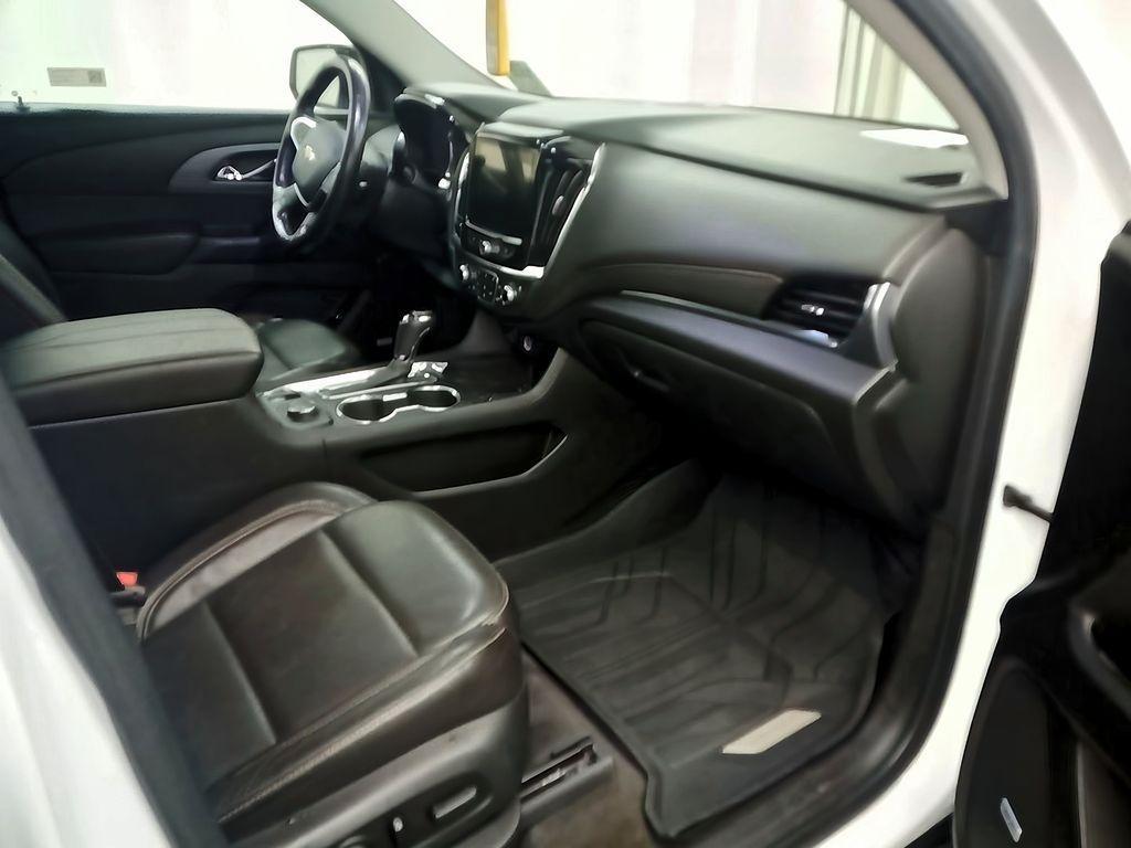 used 2020 Chevrolet Traverse car, priced at $32,999