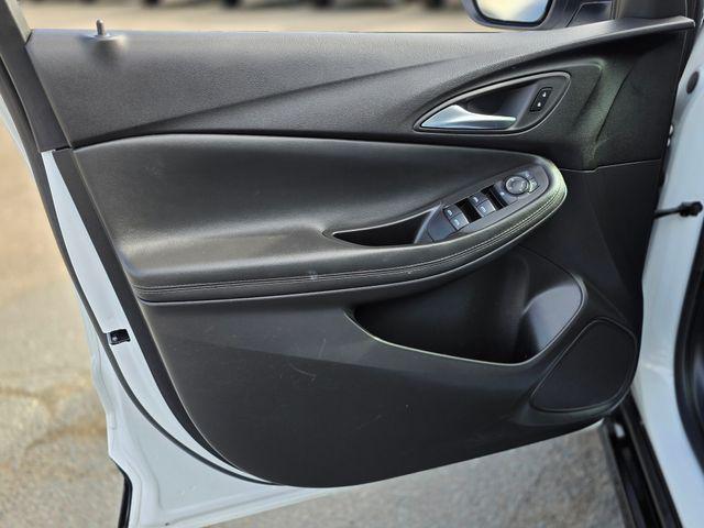 used 2024 Buick Encore GX car, priced at $18,495