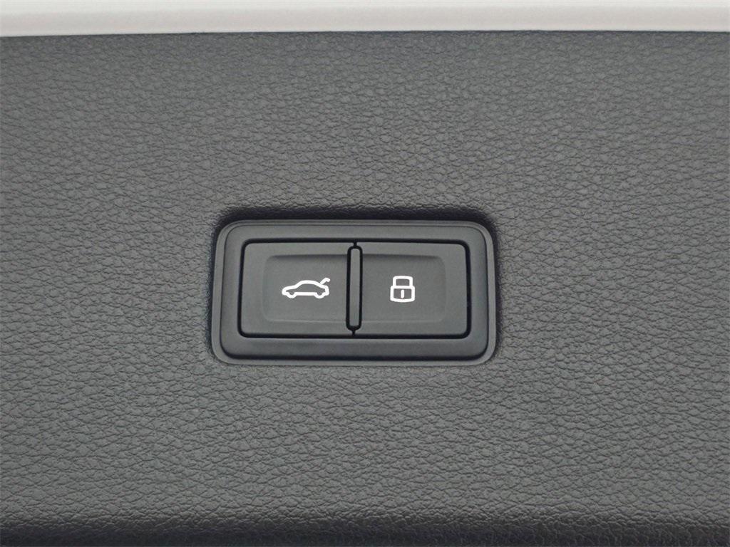 used 2023 Audi Q8 car, priced at $50,899