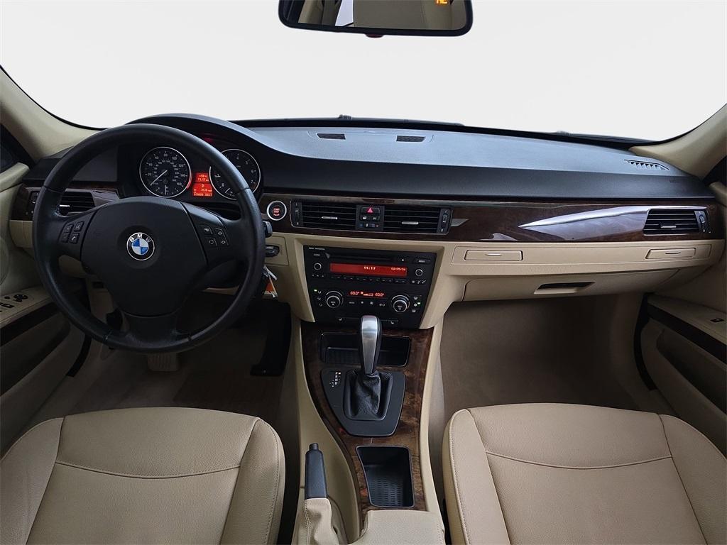used 2009 BMW 328 car, priced at $8,750