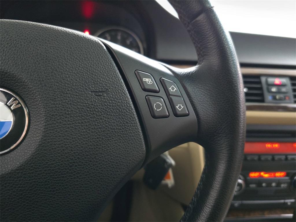 used 2009 BMW 328 car, priced at $8,750