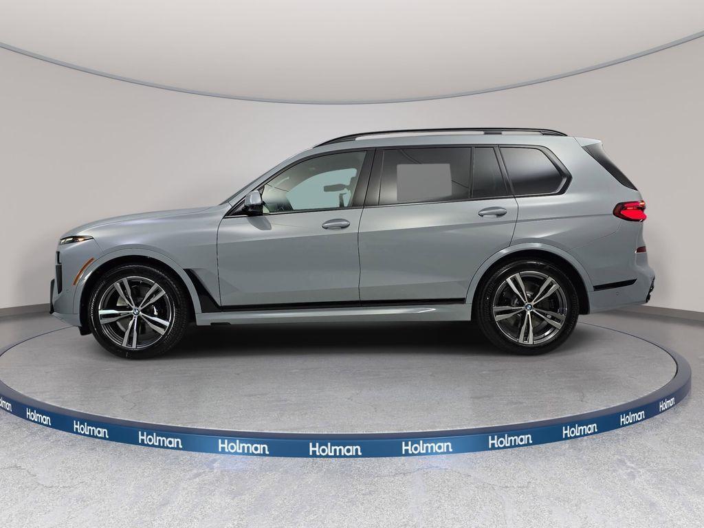 new 2026 BMW X7 car, priced at $101,405