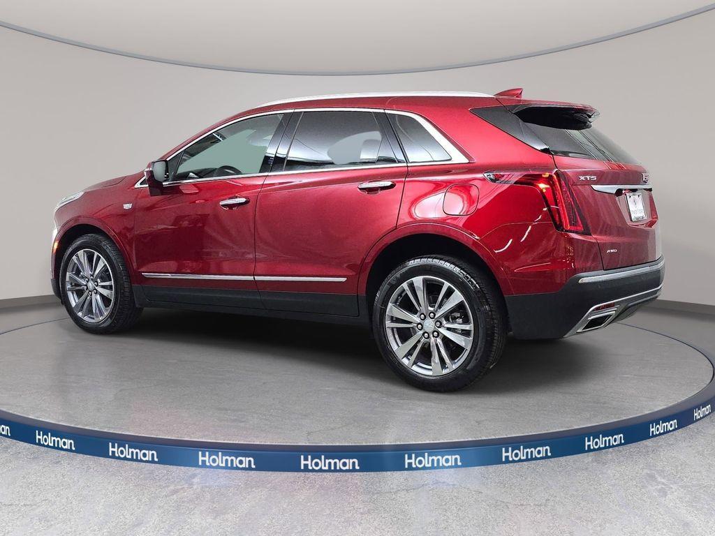 used 2025 Cadillac XT5 car, priced at $45,840