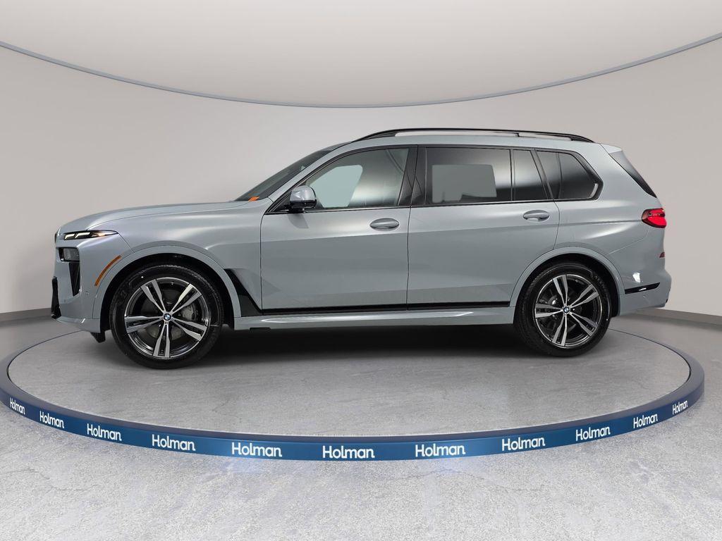 new 2026 BMW X7 car, priced at $101,140