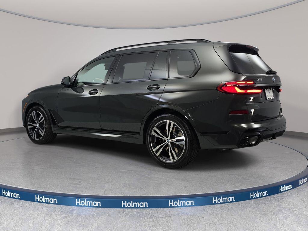 new 2026 BMW X7 car, priced at $104,605