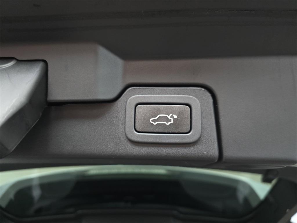 used 2012 Land Rover Range Rover Evoque car, priced at $10,990