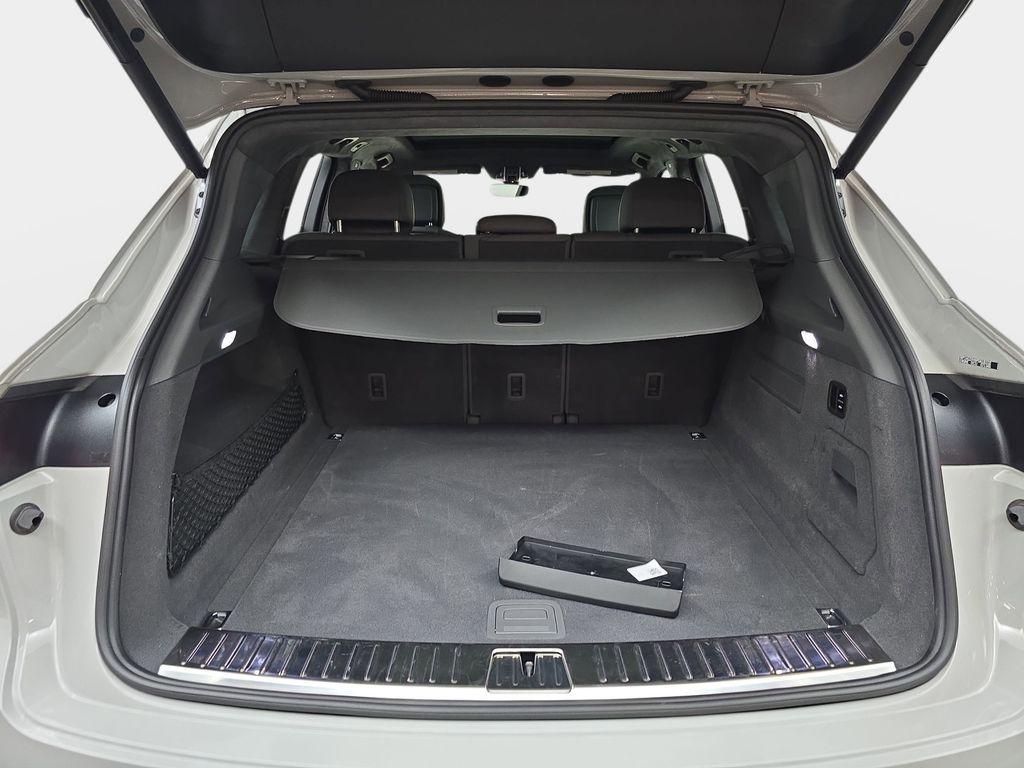 used 2023 Porsche Cayenne car, priced at $92,320