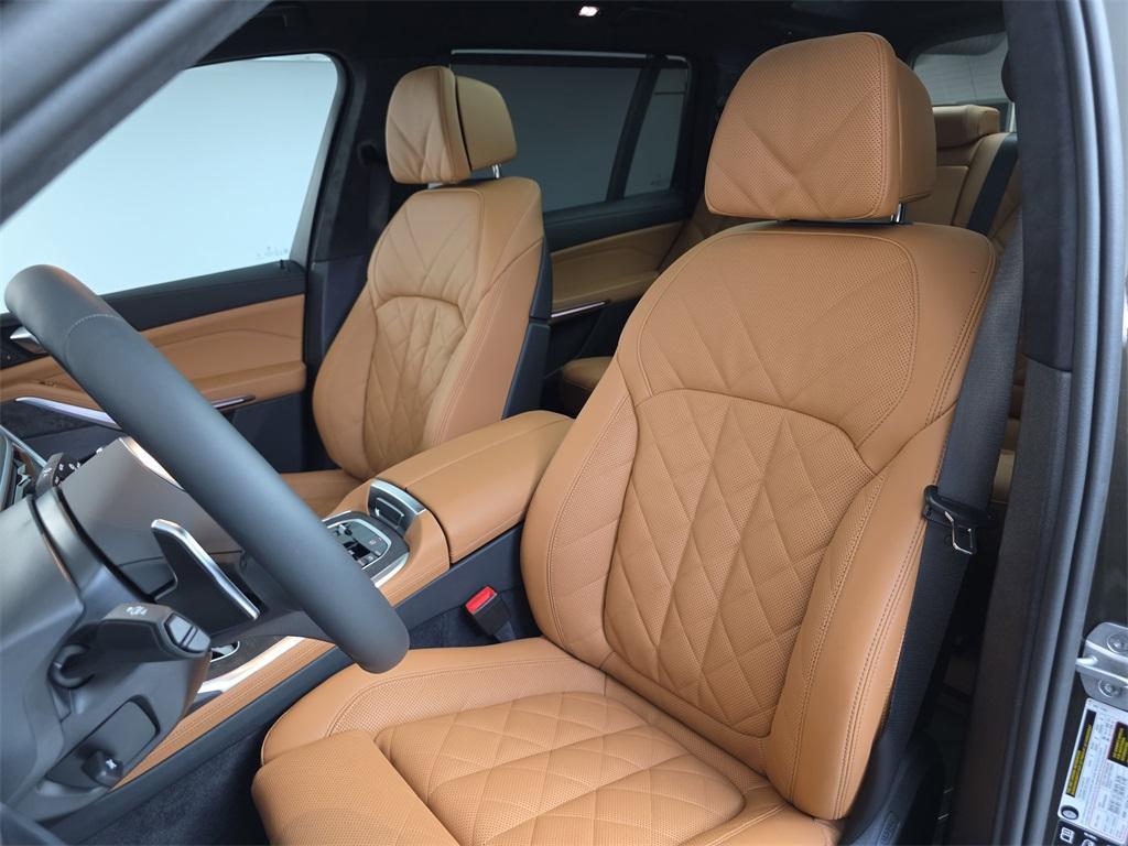 new 2026 BMW X7 car, priced at $98,265