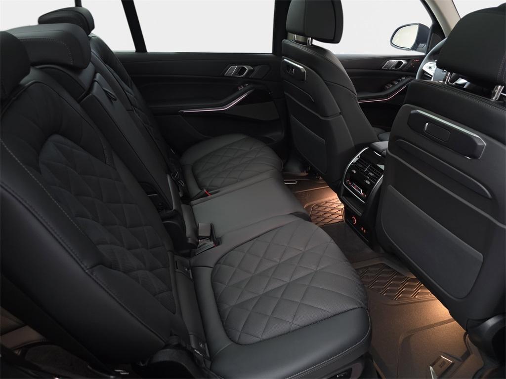 new 2026 BMW X7 car, priced at $94,015