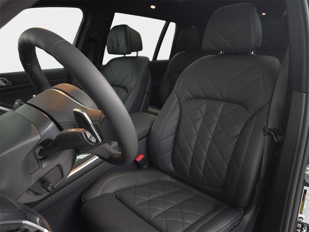 new 2026 BMW X7 car, priced at $103,075