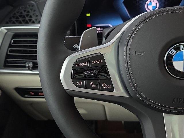 new 2026 BMW X7 car, priced at $112,900