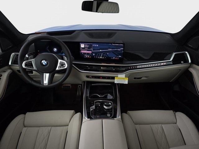 new 2026 BMW X7 car, priced at $112,900