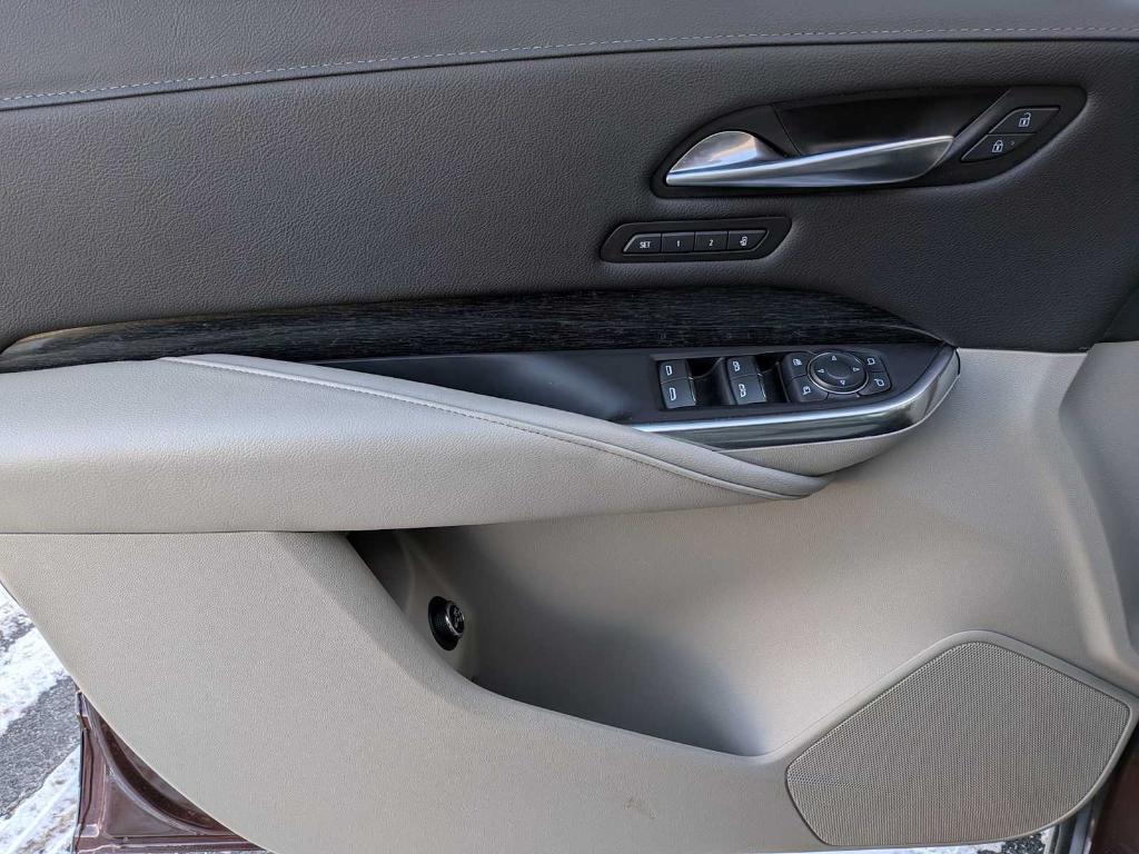 used 2023 Cadillac XT4 car, priced at $30,999