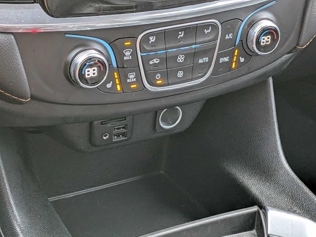 used 2020 Chevrolet Traverse car, priced at $26,999