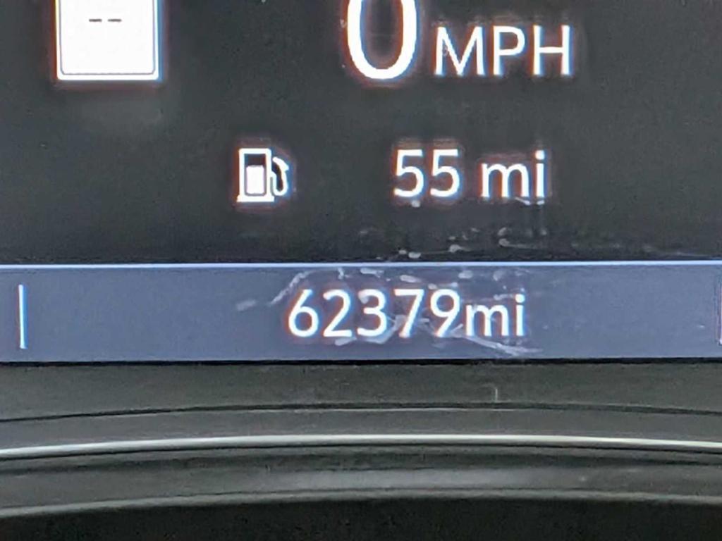 used 2020 Chevrolet Traverse car, priced at $26,999