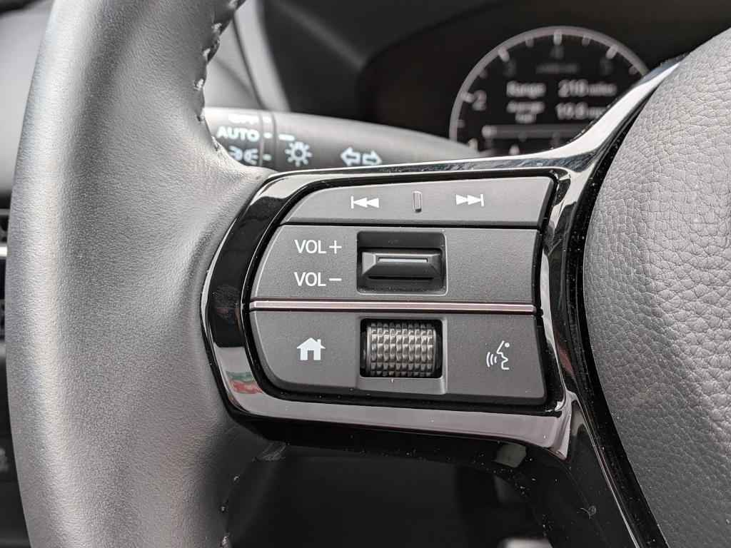 used 2025 Honda HR-V car, priced at $30,299