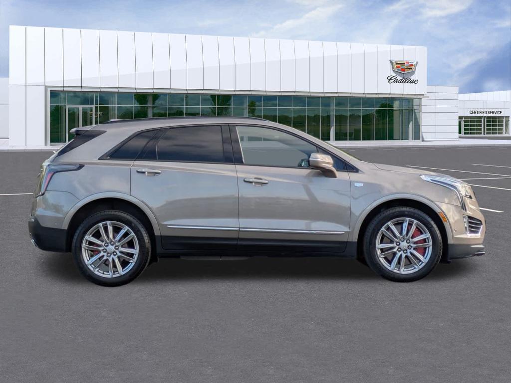 used 2023 Cadillac XT5 car, priced at $33,599