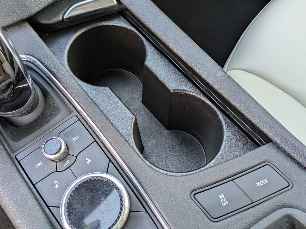 used 2023 Cadillac XT5 car, priced at $33,599