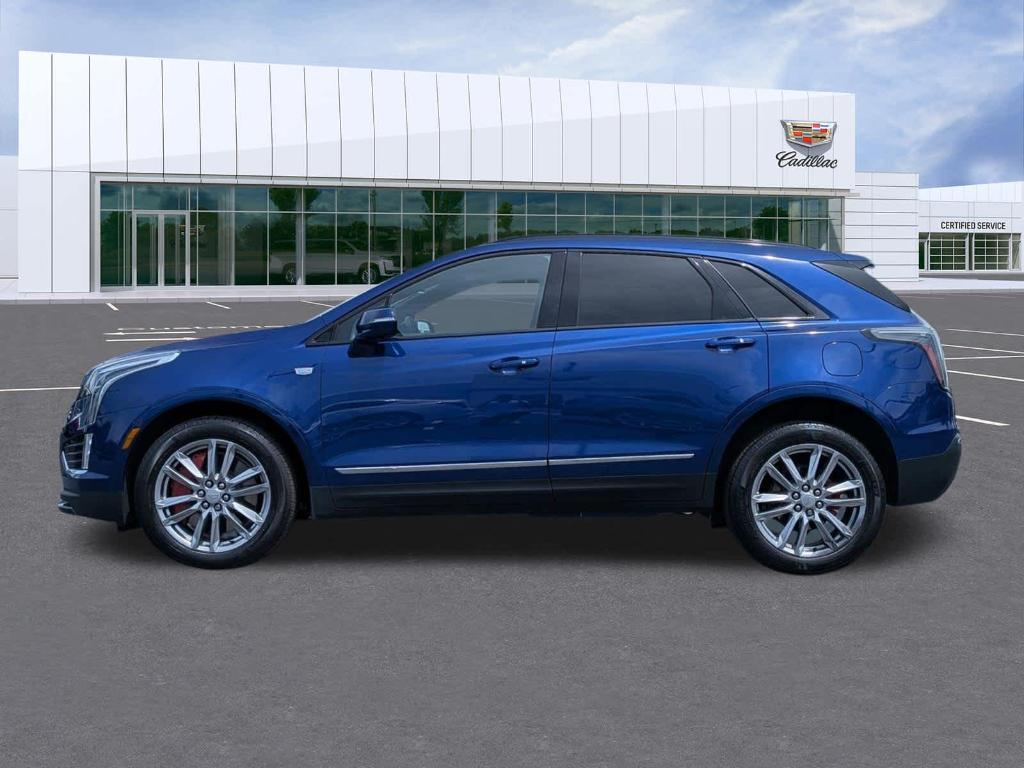 used 2023 Cadillac XT5 car, priced at $36,999