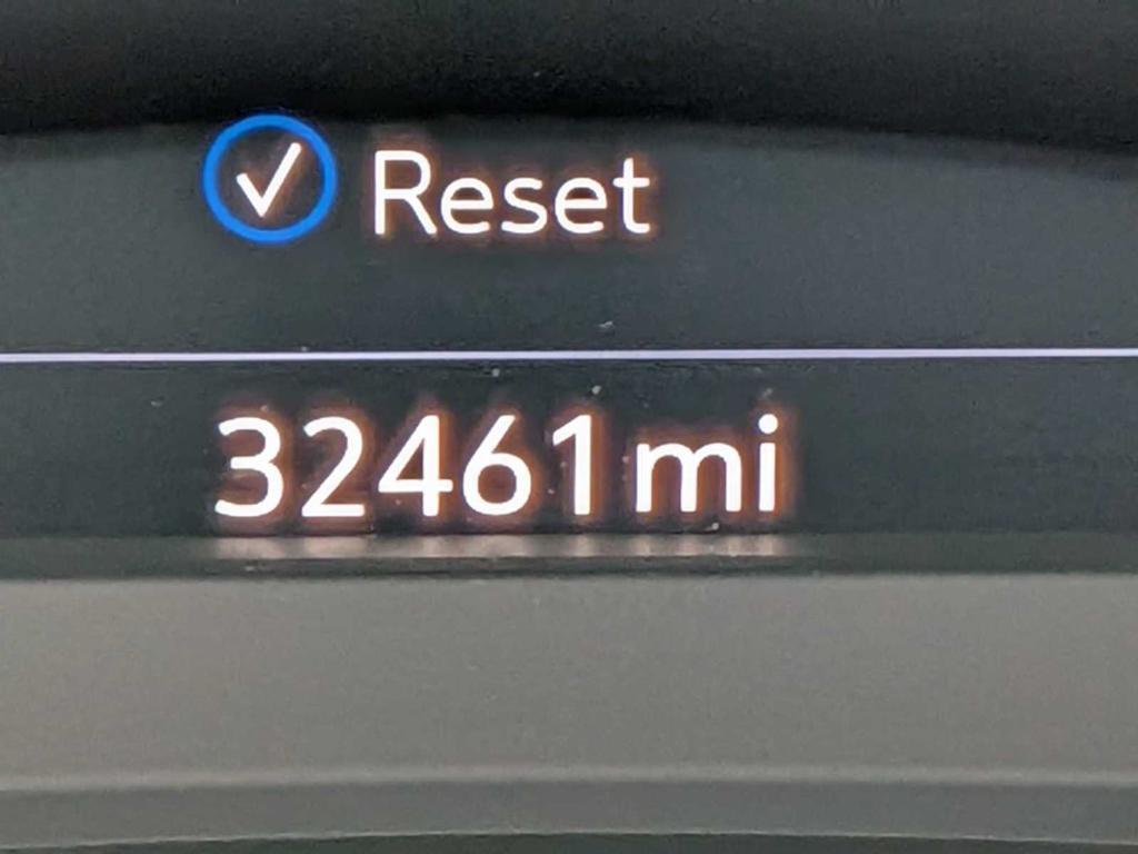 used 2023 Cadillac XT6 car, priced at $40,299