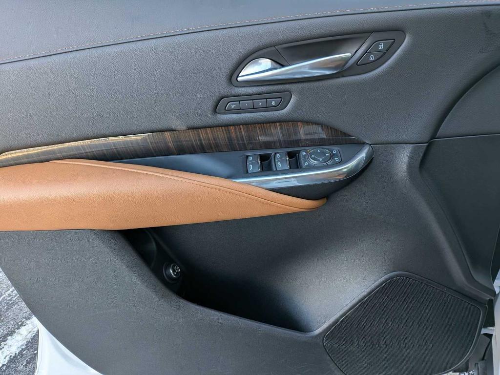 used 2023 Cadillac XT4 car, priced at $27,999