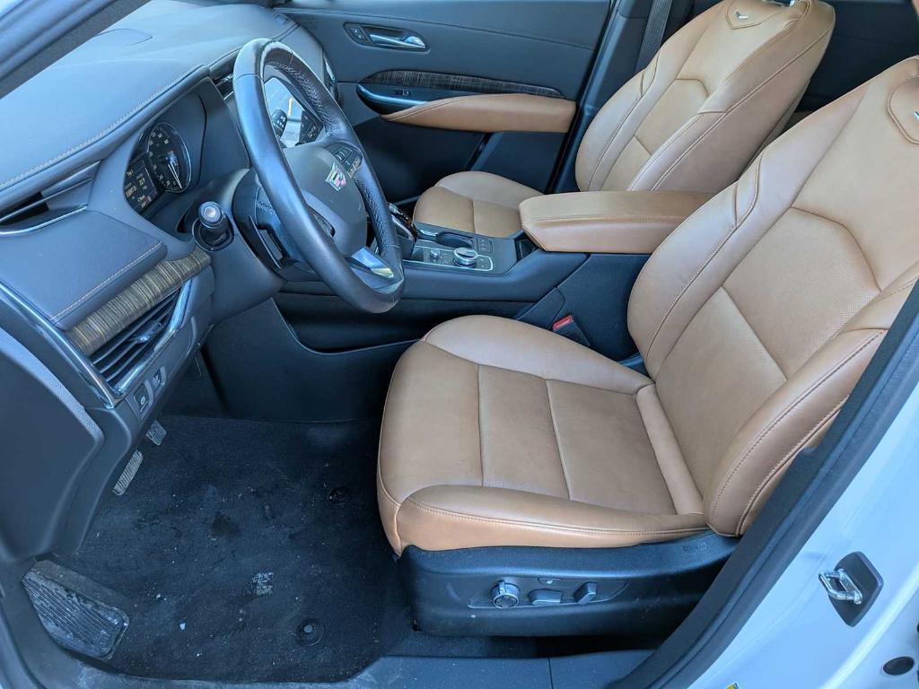 used 2023 Cadillac XT4 car, priced at $27,999