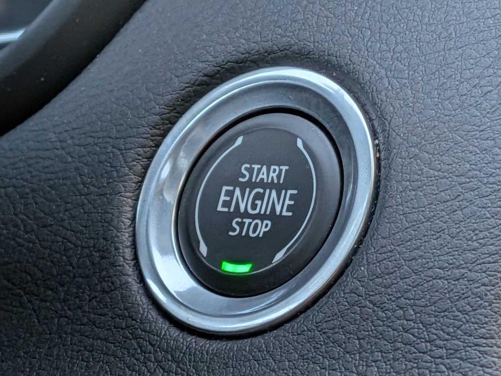 used 2023 Cadillac XT4 car, priced at $27,999