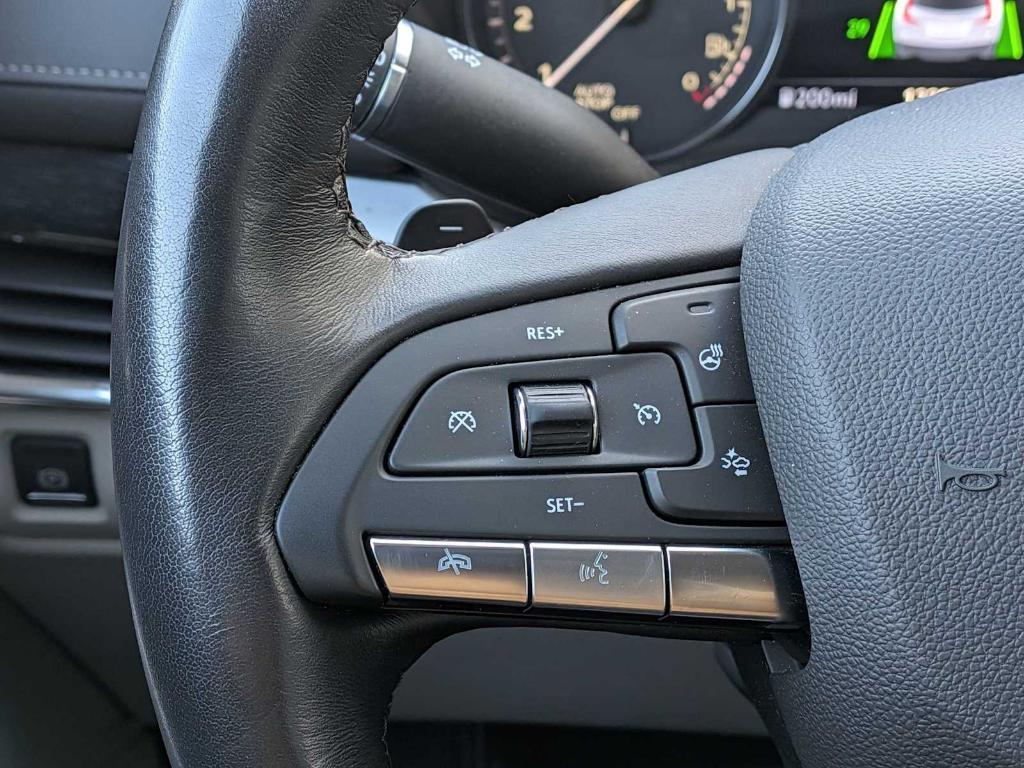 used 2023 Cadillac XT4 car, priced at $31,999