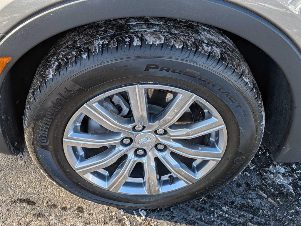 used 2023 Cadillac XT4 car, priced at $31,999
