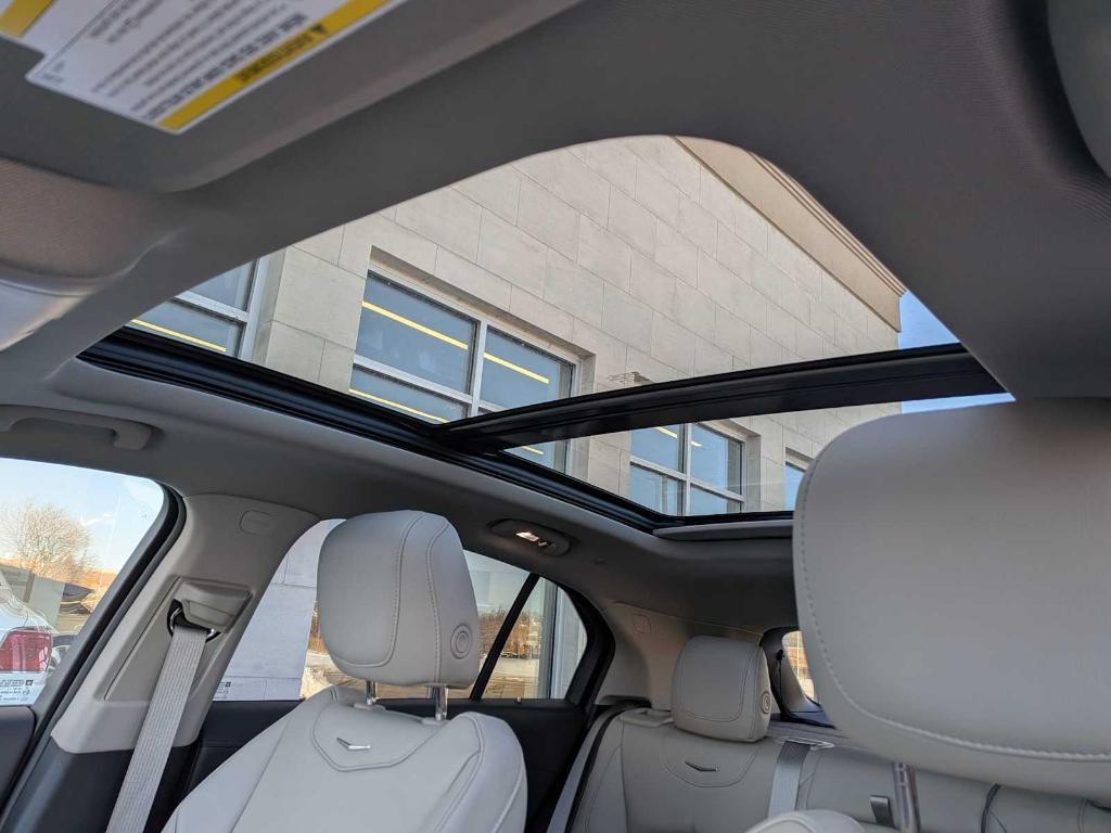 used 2023 Cadillac XT4 car, priced at $31,999