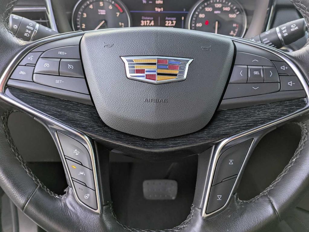 used 2023 Cadillac XT5 car, priced at $27,999