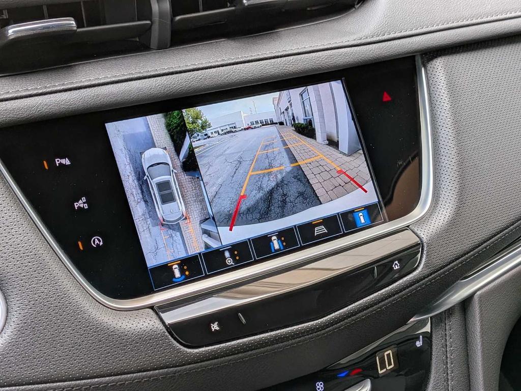 used 2023 Cadillac XT5 car, priced at $38,999
