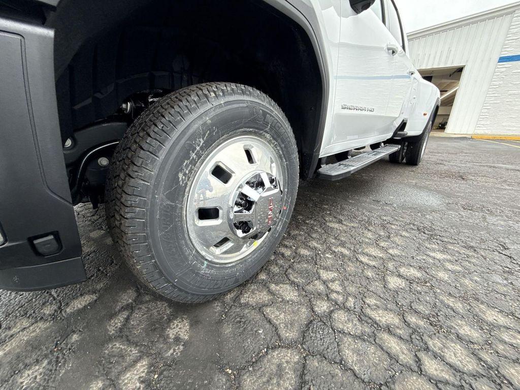 new 2026 GMC Sierra 3500 car, priced at $79,850