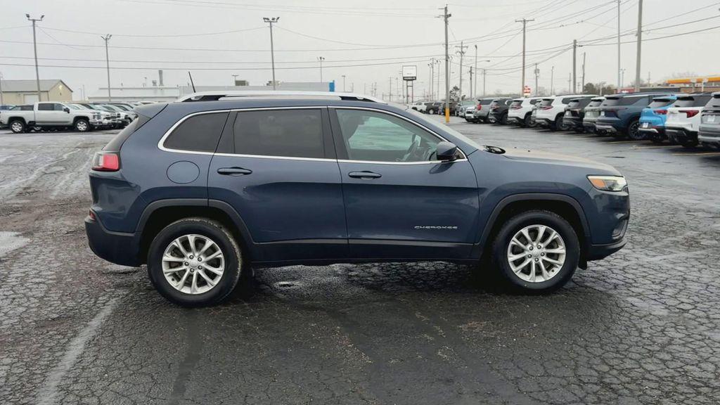 used 2019 Jeep Cherokee car, priced at $9,495