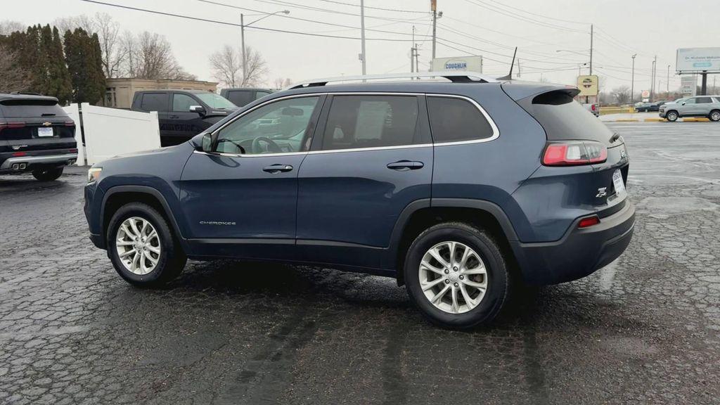 used 2019 Jeep Cherokee car, priced at $9,495