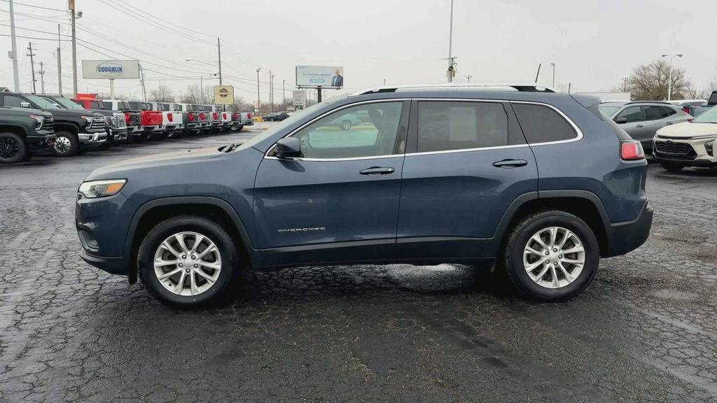 used 2019 Jeep Cherokee car, priced at $9,495