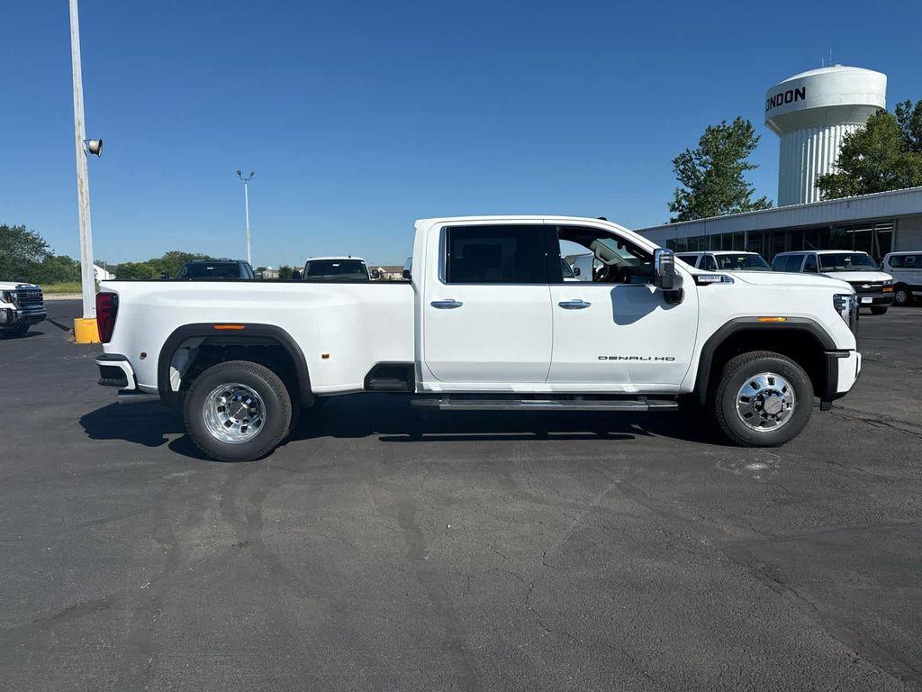 new 2026 GMC Sierra 3500 car, priced at $95,915
