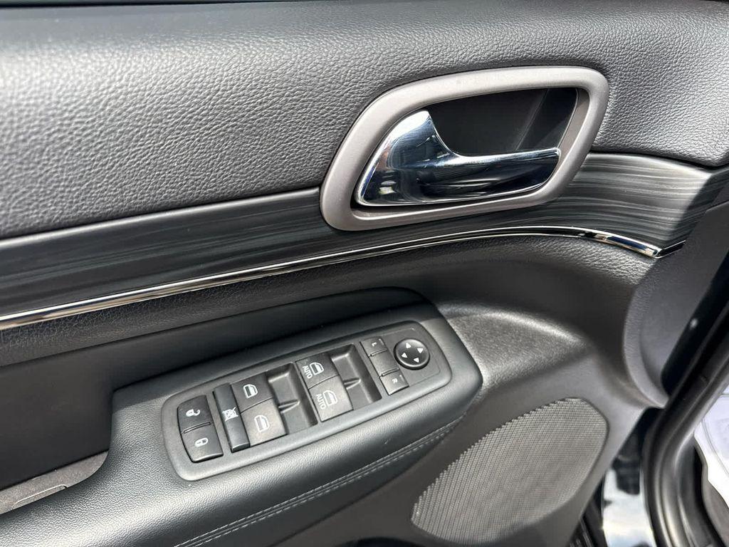 used 2020 Jeep Grand Cherokee car