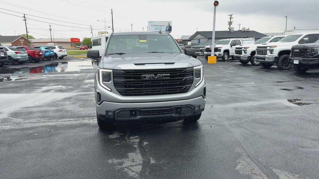 used 2023 GMC Sierra 1500 car, priced at $36,995