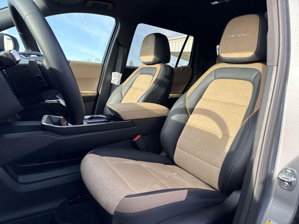 new 2026 Chevrolet Equinox car, priced at $38,670