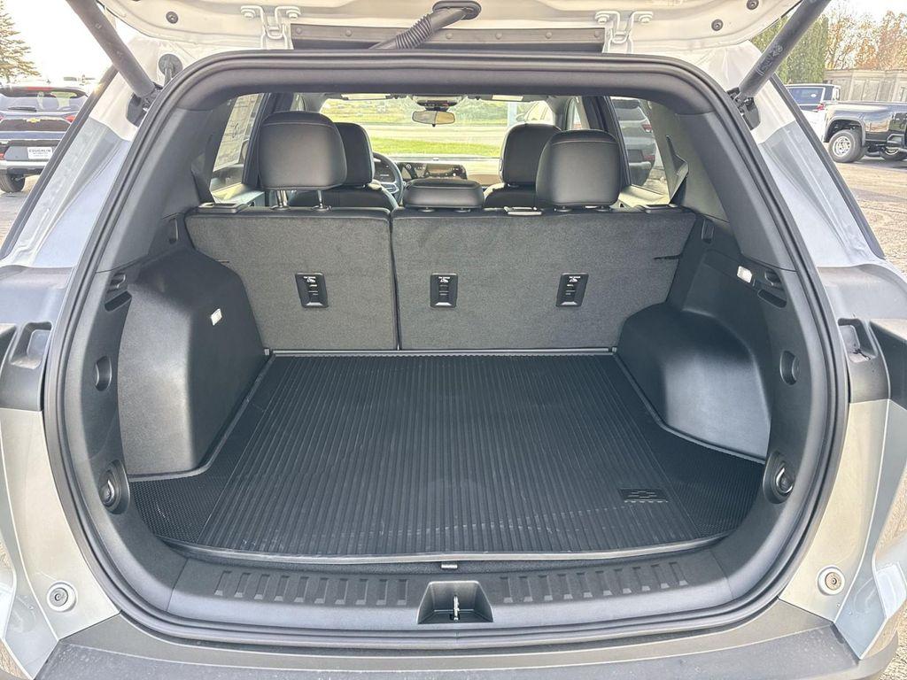 new 2026 Chevrolet Equinox car, priced at $38,670