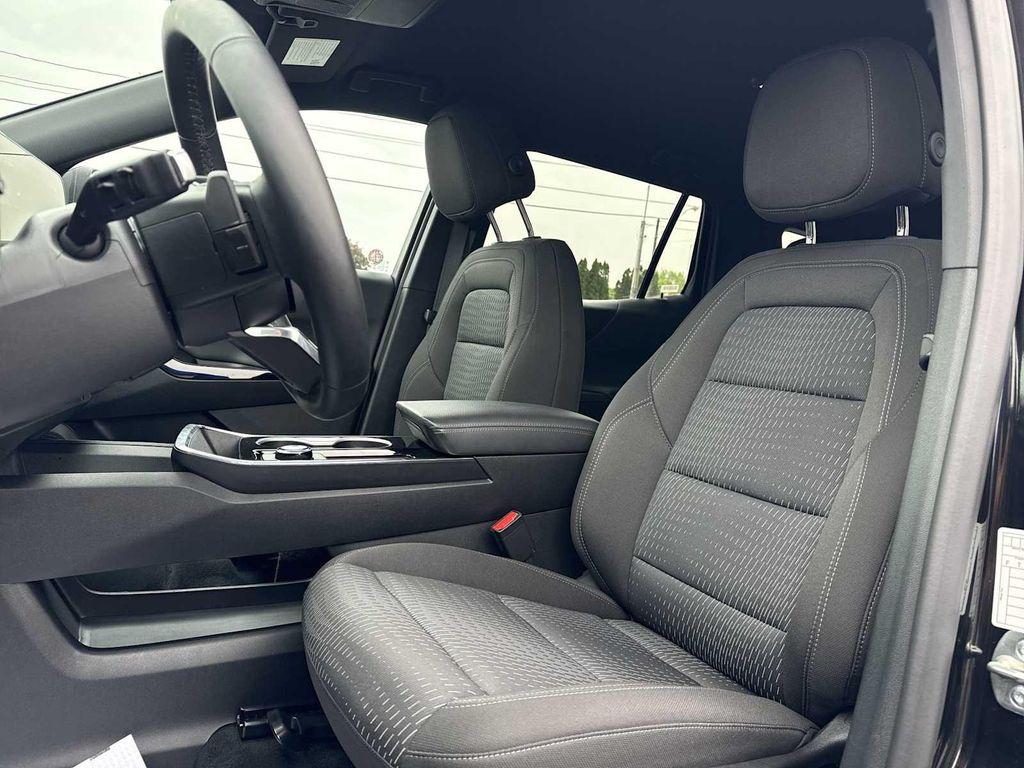 used 2026 Chevrolet Equinox car, priced at $26,900