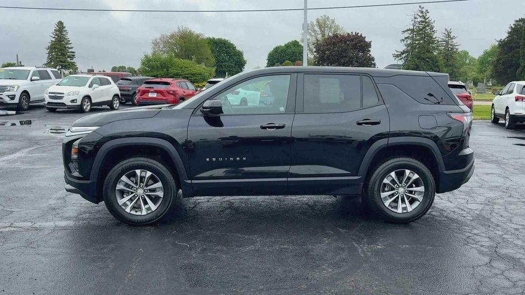 used 2026 Chevrolet Equinox car, priced at $26,900